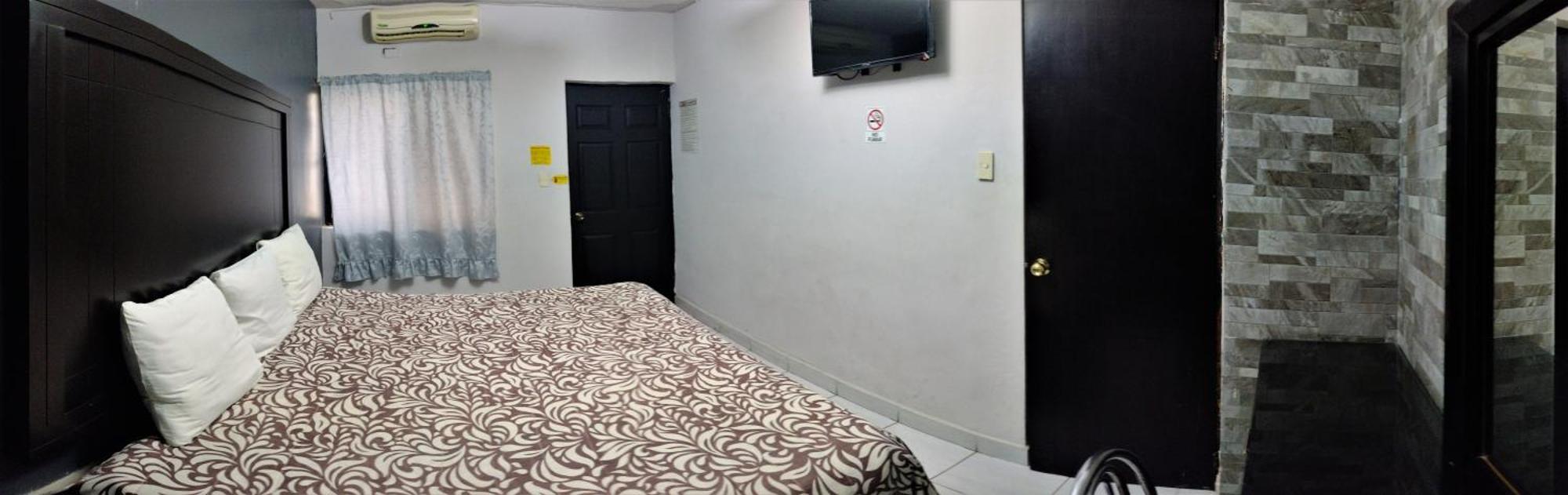Laguna Inn Торреон Екстер'єр фото